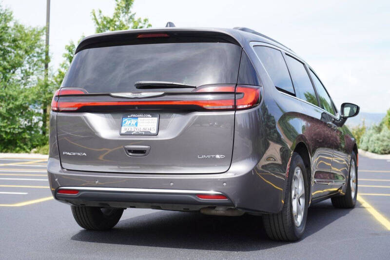 2023 Chrysler Pacifica Limited