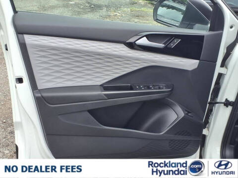 2022 Volkswagen Taos S 4Motion