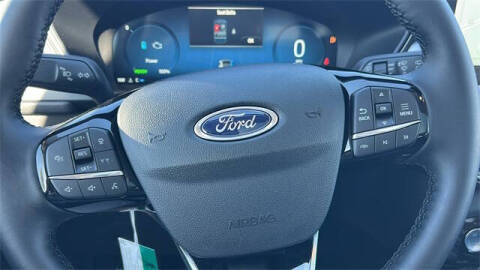 2025 Ford Escape Hybrid Platinum