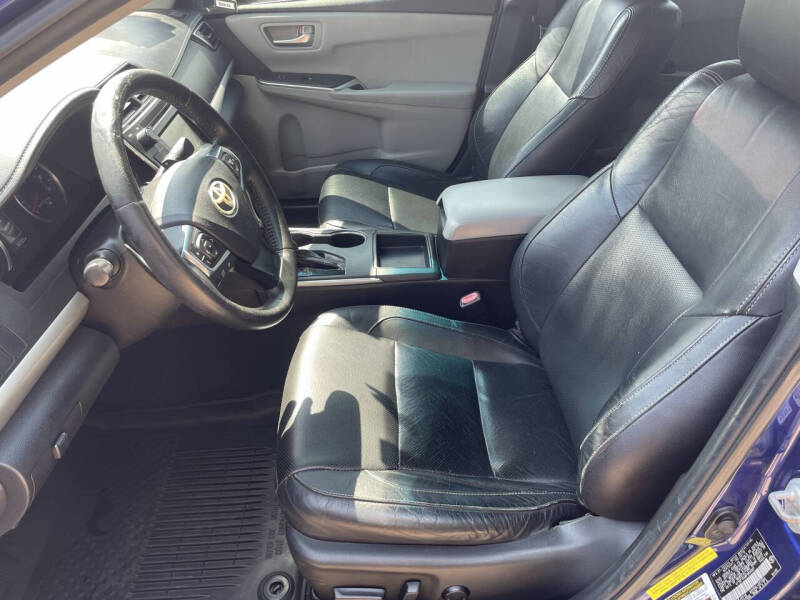 2015 Toyota Camry SE