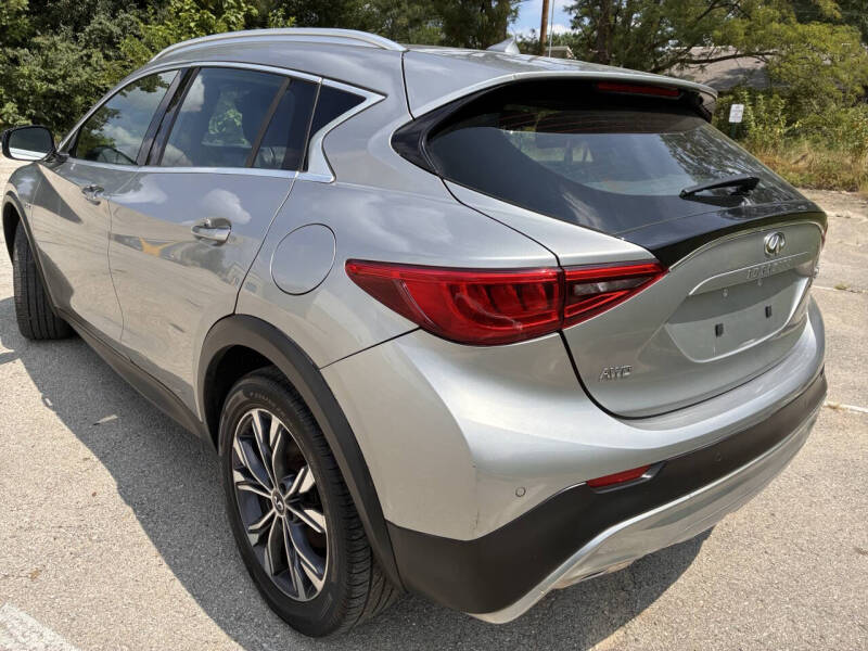 2018 Infiniti QX30 Luxury