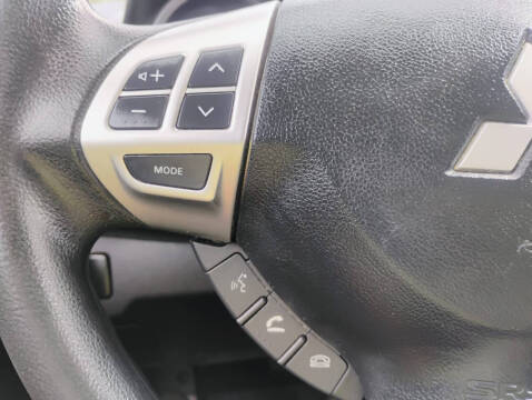 2017 Mitsubishi Lancer ES