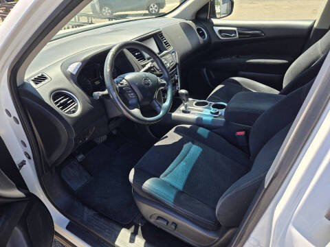 2014 Nissan Pathfinder S