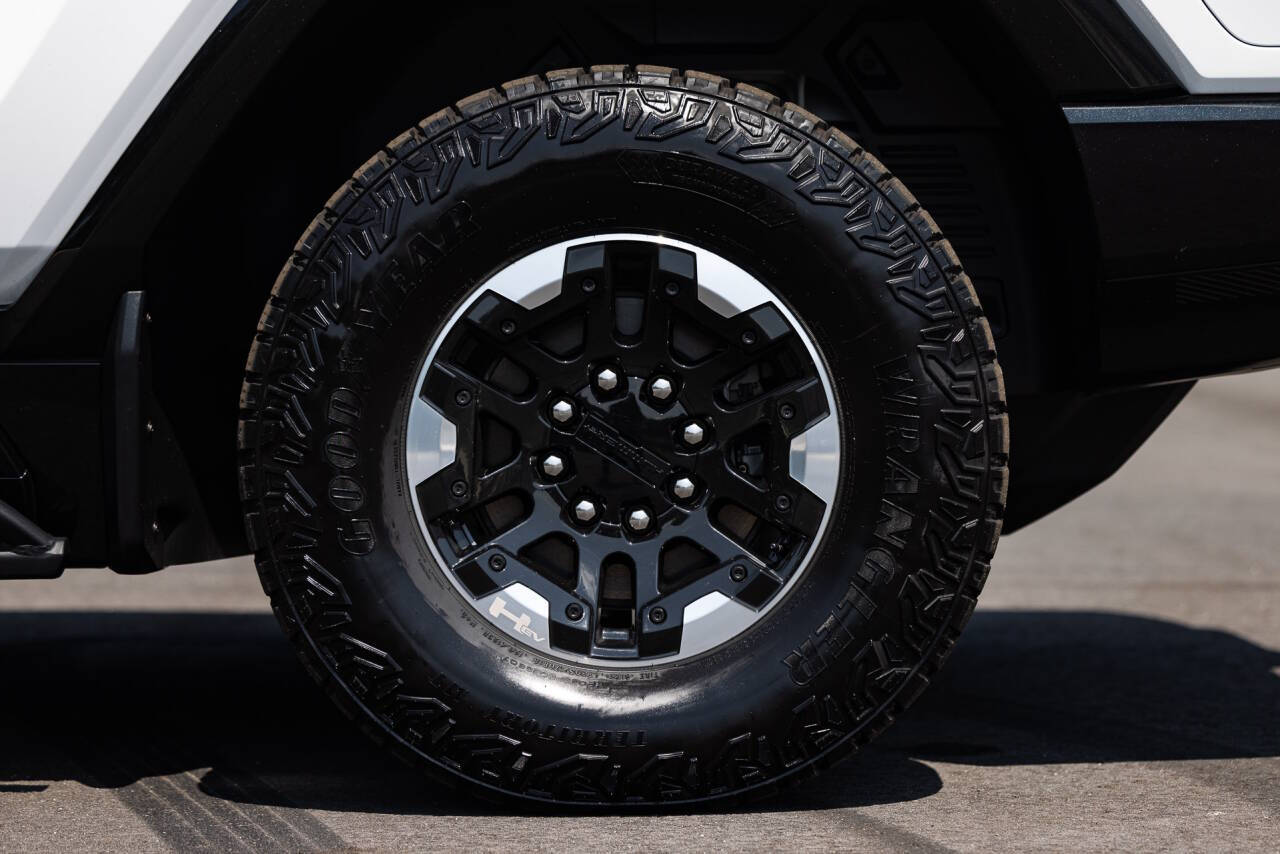 2022 GMC HUMMER EV 71
