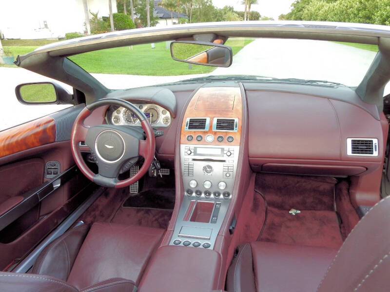 2006 Aston Martin DB9 Volante