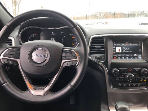 2019 Jeep Grand Cherokee Laredo E