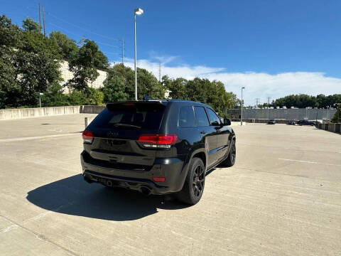 2016 Jeep Grand Cherokee SRT Night