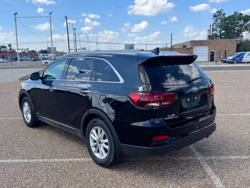 2019 Kia Sorento LX