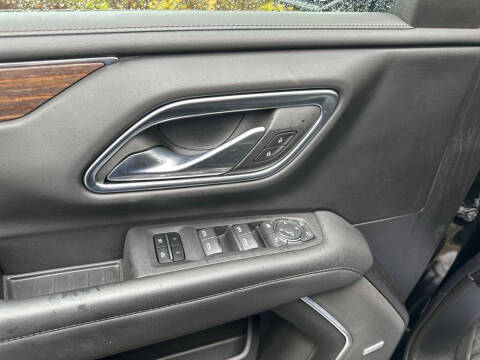 2023 Chevrolet Suburban High Country