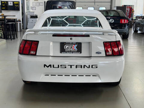 2003 Ford Mustang