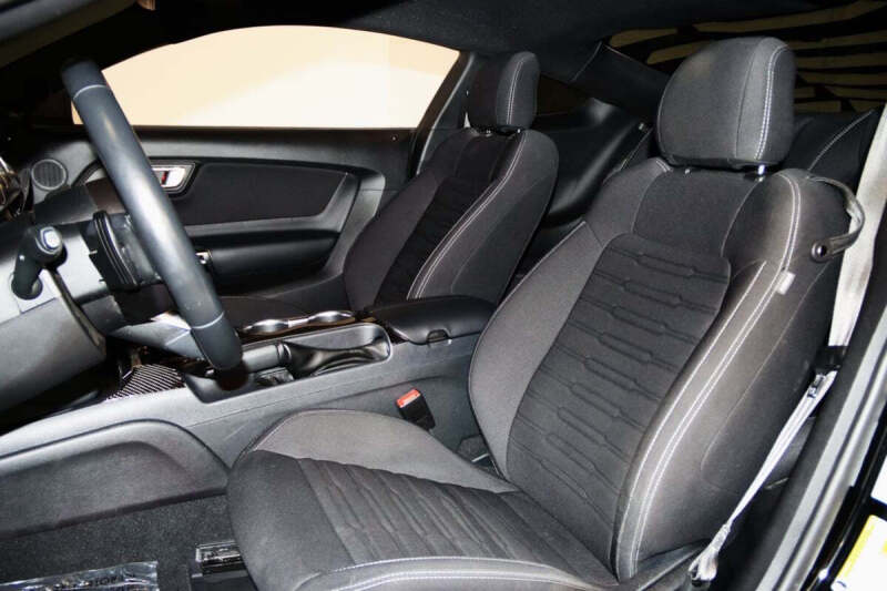 2021 Ford Mustang Mach 1