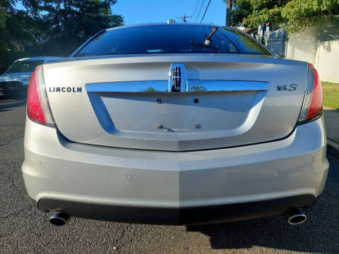 2009 Lincoln MKS