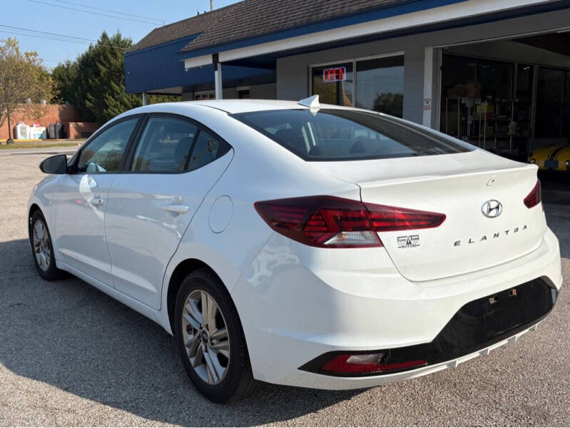 2020 Hyundai Elantra