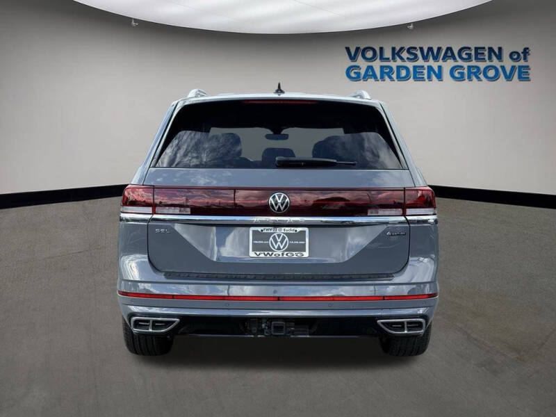 2026 Volkswagen Atlas SEL Premium R-Line 4Motion