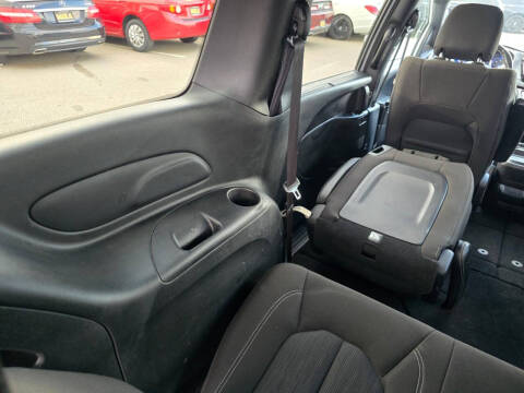 2020 Chrysler Pacifica Touring