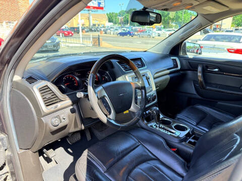2016 GMC Acadia Denali