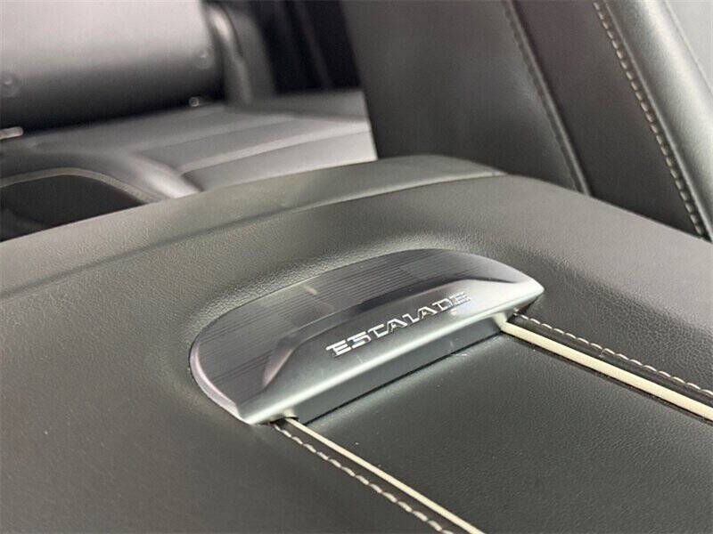 2024 Cadillac Escalade Luxury