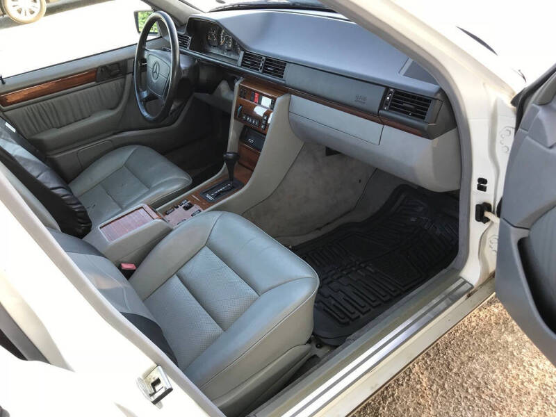 1994 Mercedes-Benz E-Class E 320