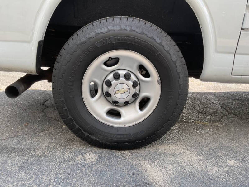 2021 Chevrolet Express 2500