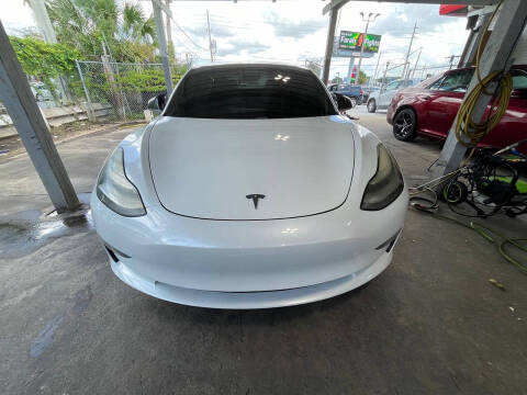 2019 Tesla Model 3 Standard Range Plus