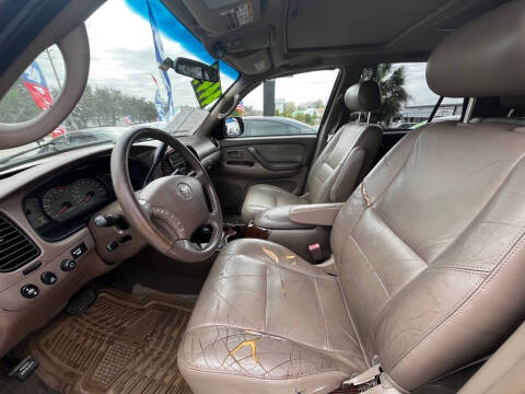 2003 Toyota Sequoia SR5