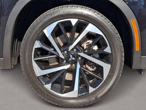 2024 Mitsubishi Outlander