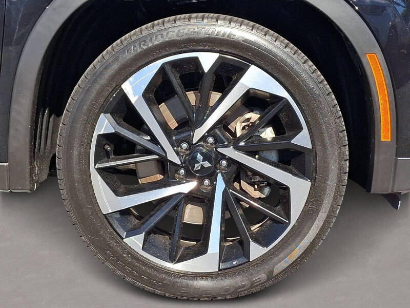 2024 Mitsubishi Outlander