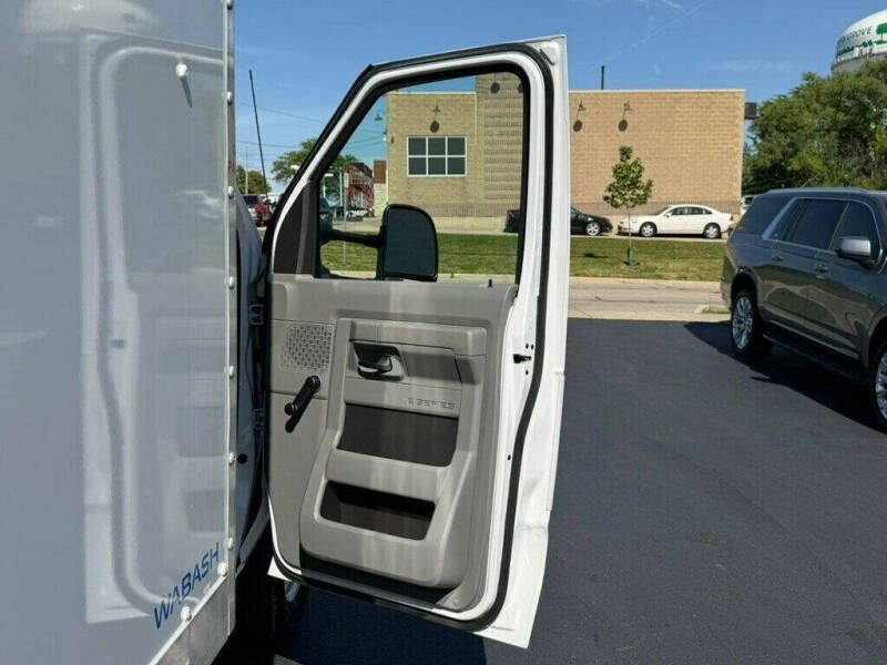 2024 Ford E-Series
