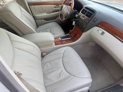 2003 Lexus LS 430