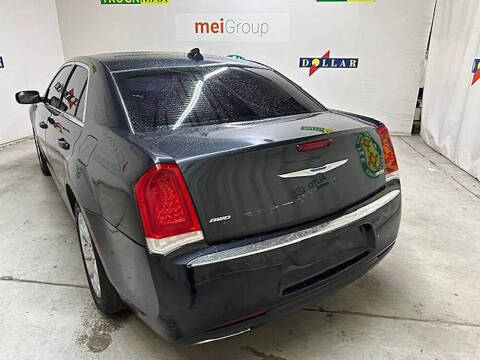 2017 Chrysler 300 Limited