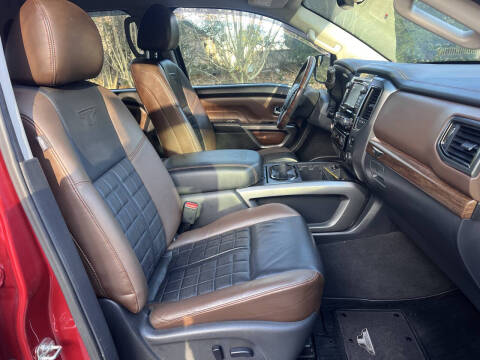 2017 Nissan Titan Platinum Reserve