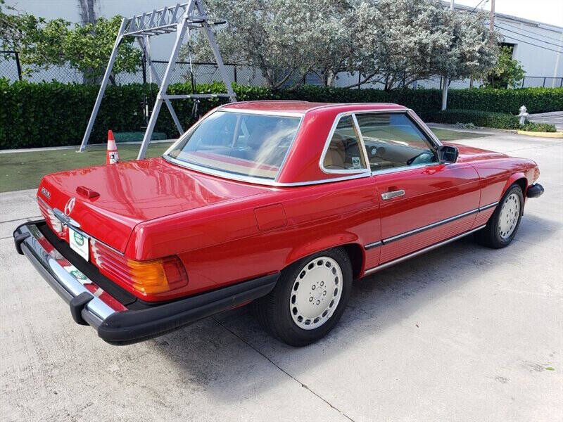 1989 Mercedes-Benz 560-Class 3