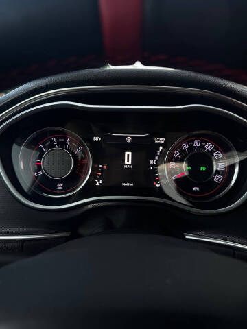 2015 Dodge Challenger R/T Plus