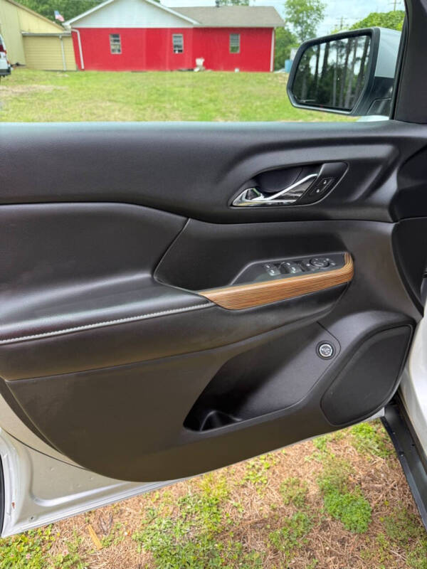 2018 GMC Acadia SLE-2