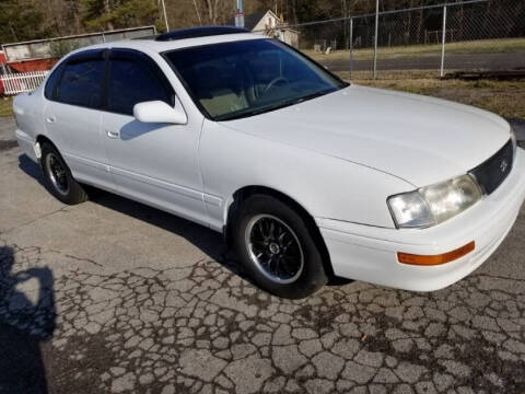 1996 Toyota Avalon for sale at GT Auto Group in Goodlettsville TN