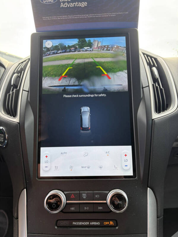 2024 Ford Edge