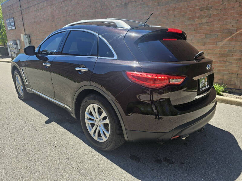 2011 Infiniti FX35