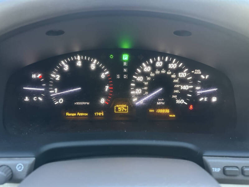 2004 Lexus LS 430