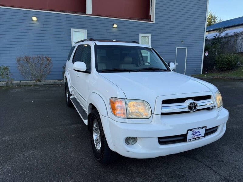 2005 Toyota Sequoia SR5