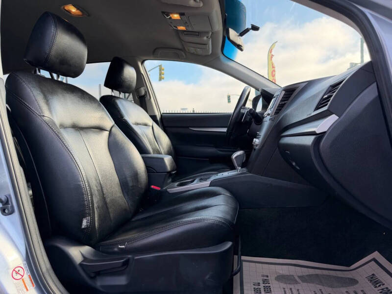 2012 Subaru Outback 2.5i Premium