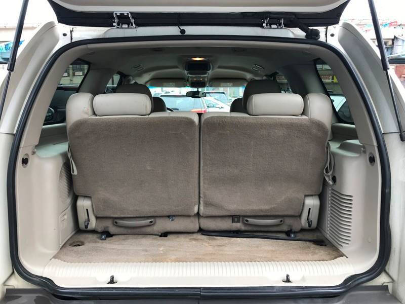 2004 Cadillac Escalade