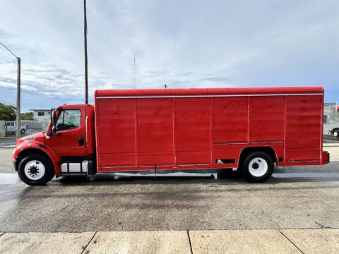 2017 Freightliner M2 106