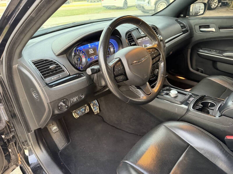 2022 Chrysler 300 S V6