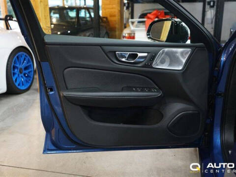 2021 Volvo S60 T5 R-Design