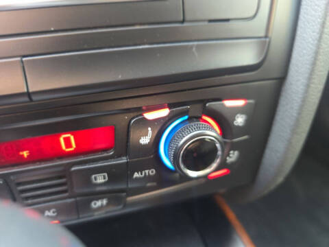 2010 Audi A4 2.0T quattro Premium Plus