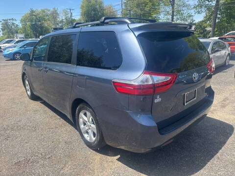 2017 Toyota Sienna