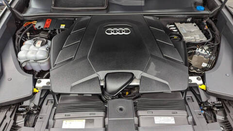 2022 Audi Q8 quattro Premium Plus 55 TFSI