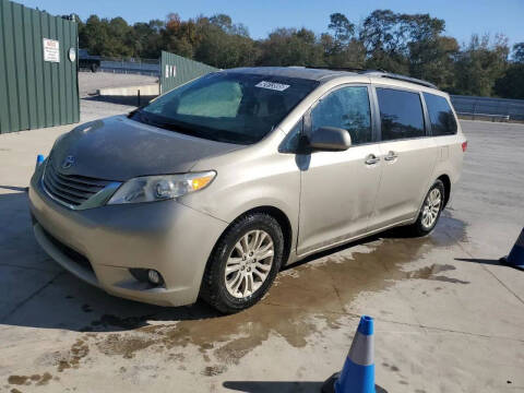 2015 Toyota Sienna