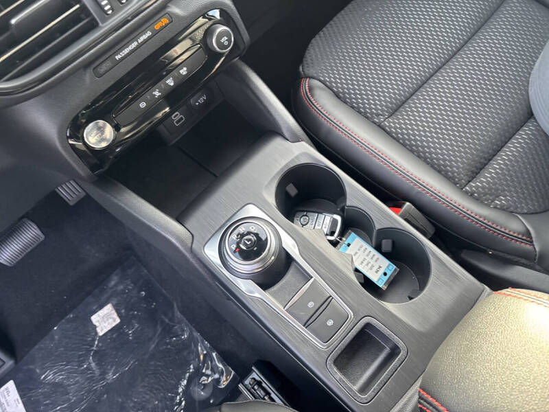 2026 Ford Escape Hybrid ST-Line Select