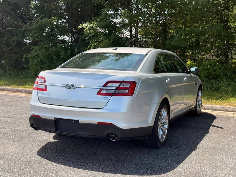 2014 Ford Taurus Limited